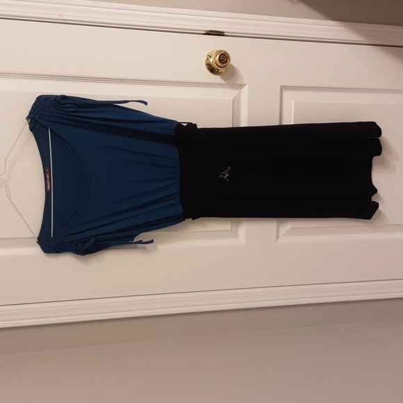 Color block t-shirt dress from smart set - Picture 1 of 2